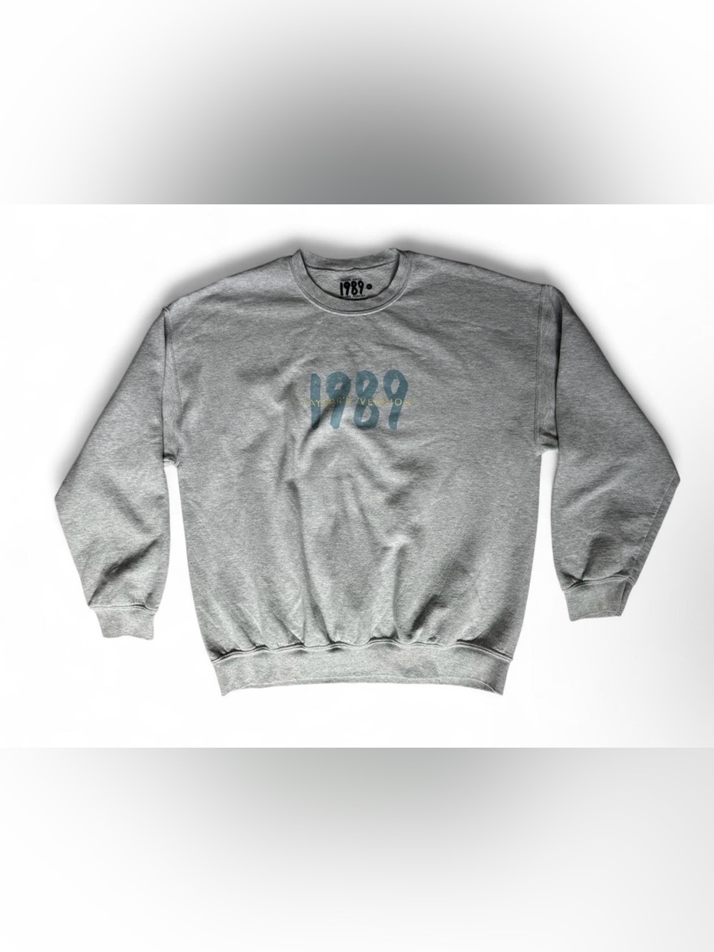 Taylor Swift Women’s “1989 (Taylor’s Version)” Graphic Crewneck Sweatshirt